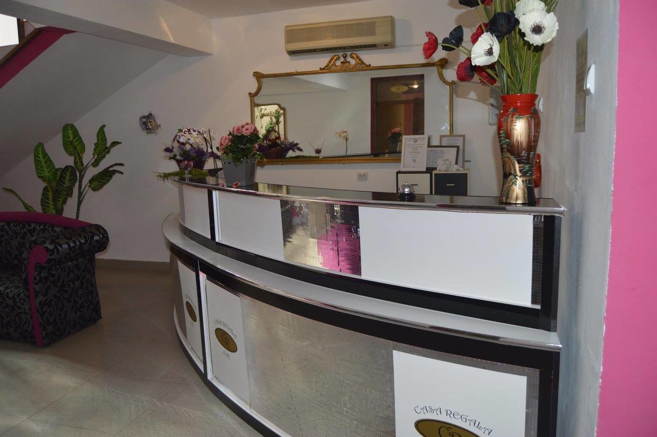 فندق Casa Regala Ear كرايوفا المظهر الخارجي الصورة