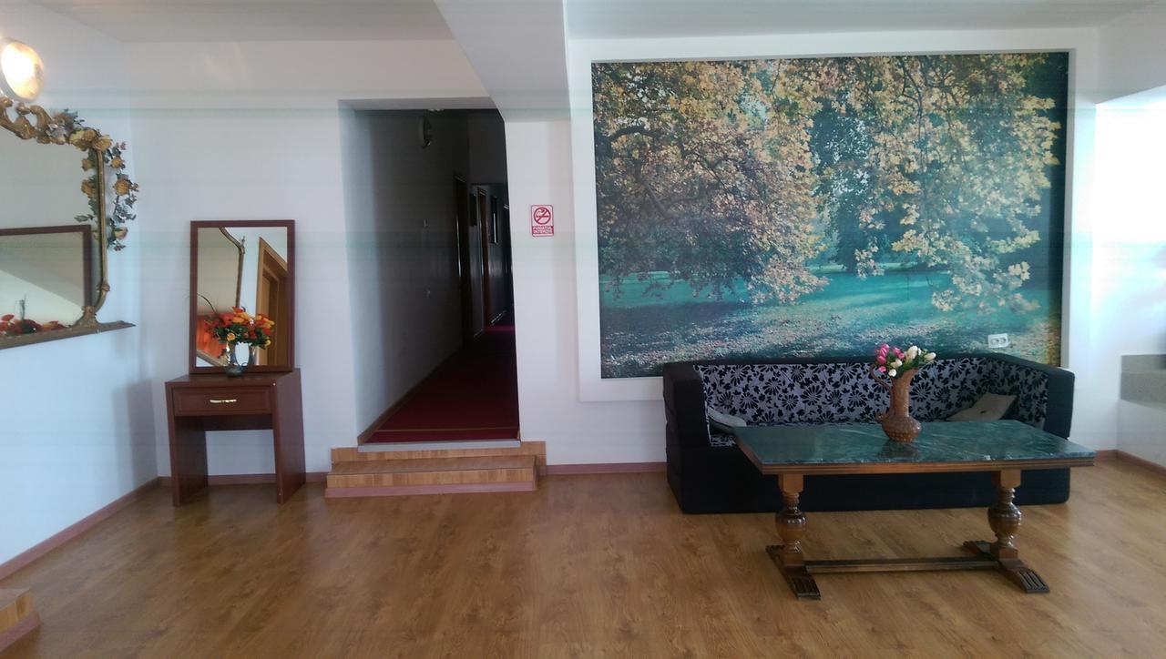 فندق Casa Regala Ear كرايوفا المظهر الخارجي الصورة